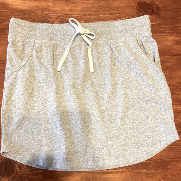 GAP Dresses & Skirts - Gap Casual Terrycloth Grey Skirt